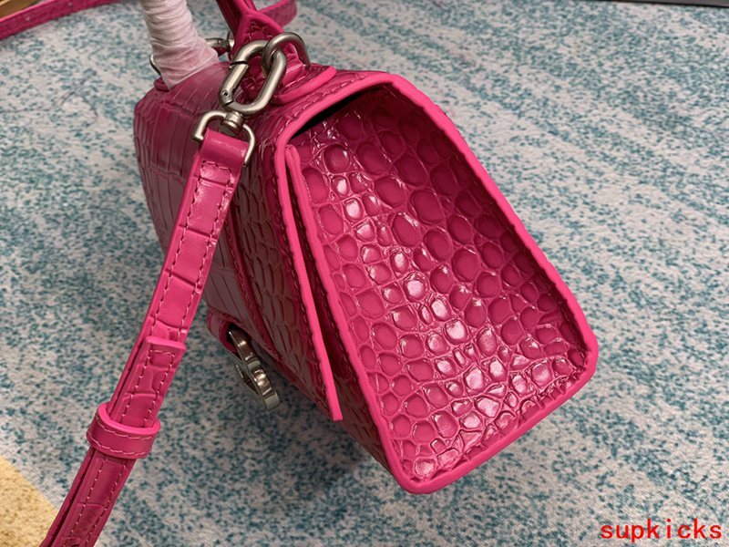 Amelia- BG Hourglass Bags - 144