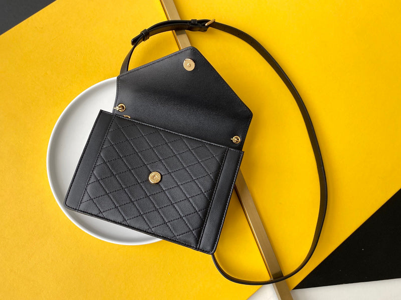 Amelia - YSL Bag - 4178