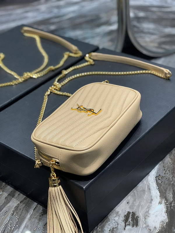 Amelia - YSL Bag - 1869