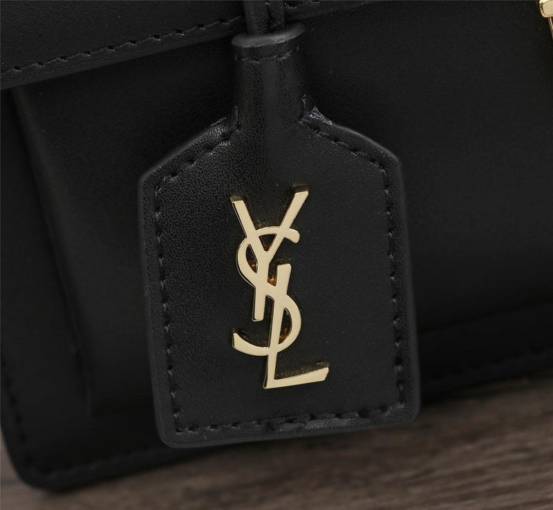 Amelia - YSL Bag - 2839
