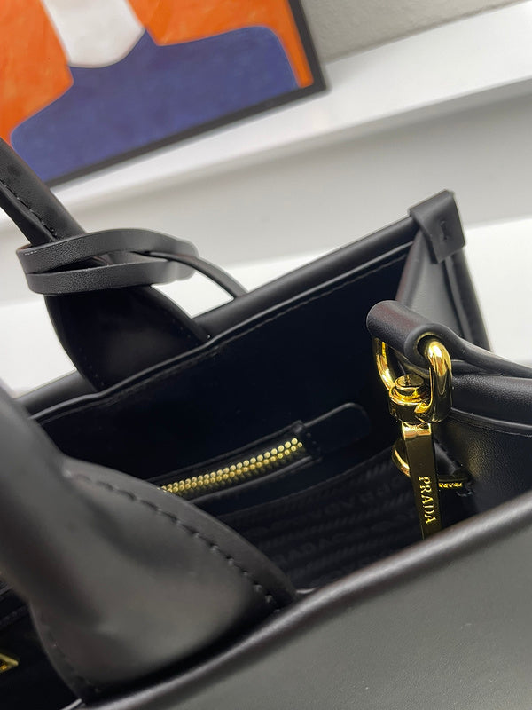 Amelia- PRDA  LUXURY BAGS - 183