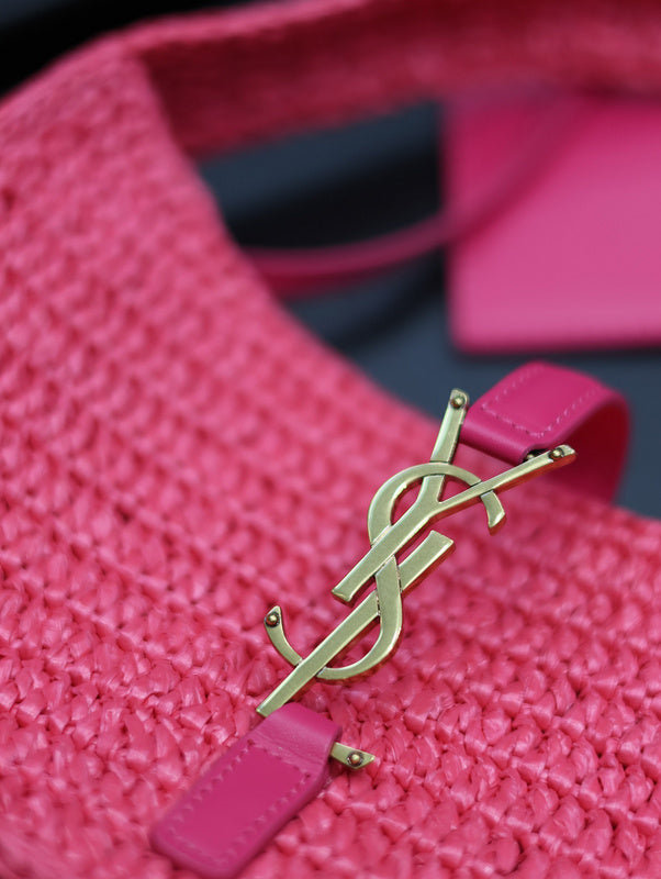 Amelia - YSL Bag - 1823
