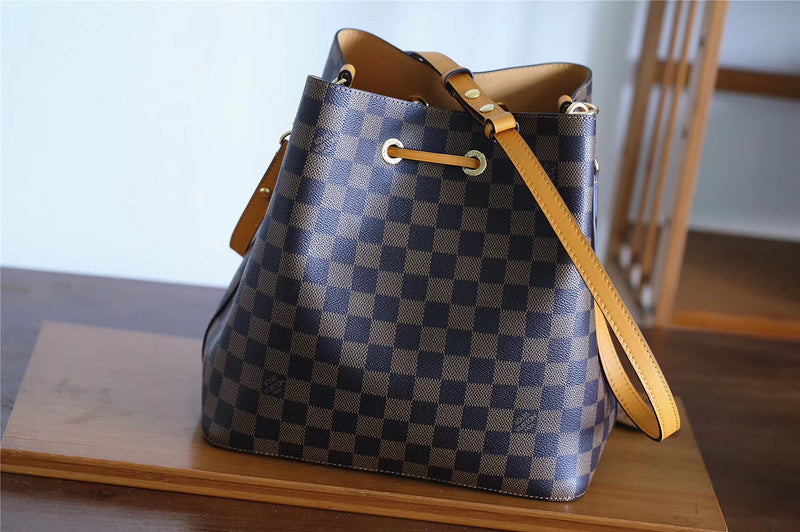Fan Fashion Lu-Vi bags - 8577