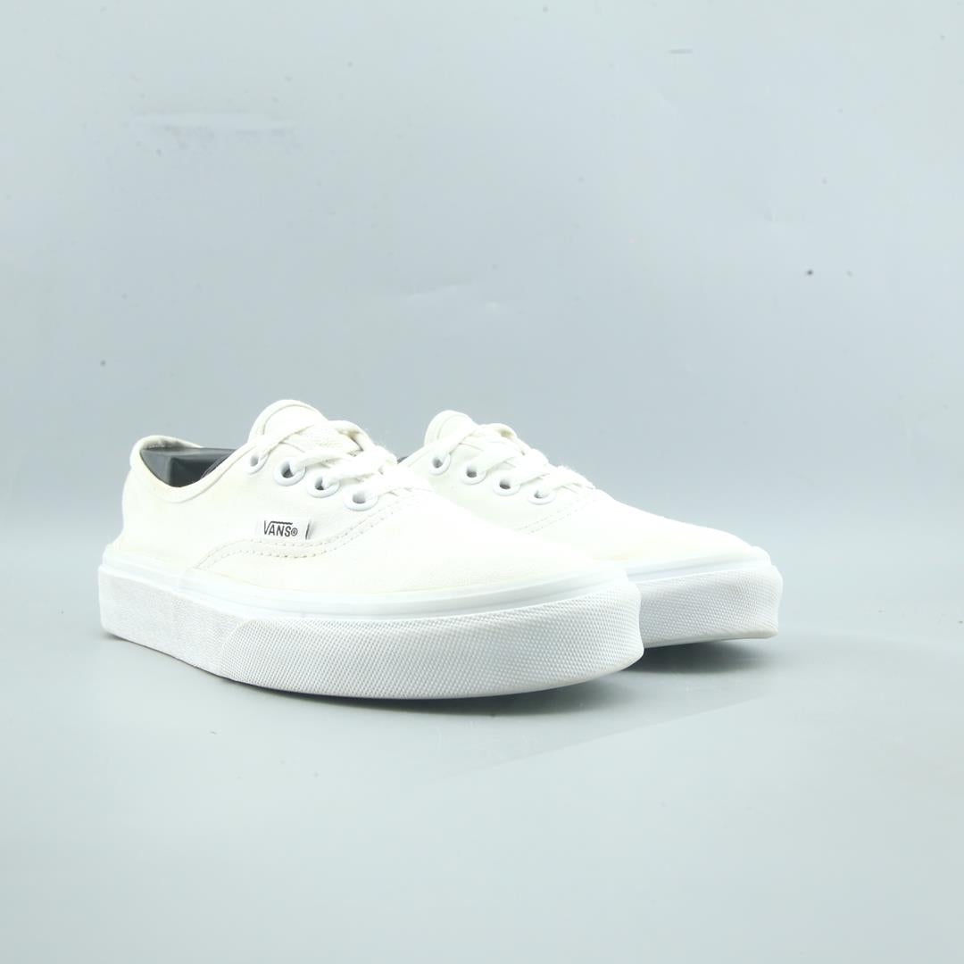VANS AUTHENTIC