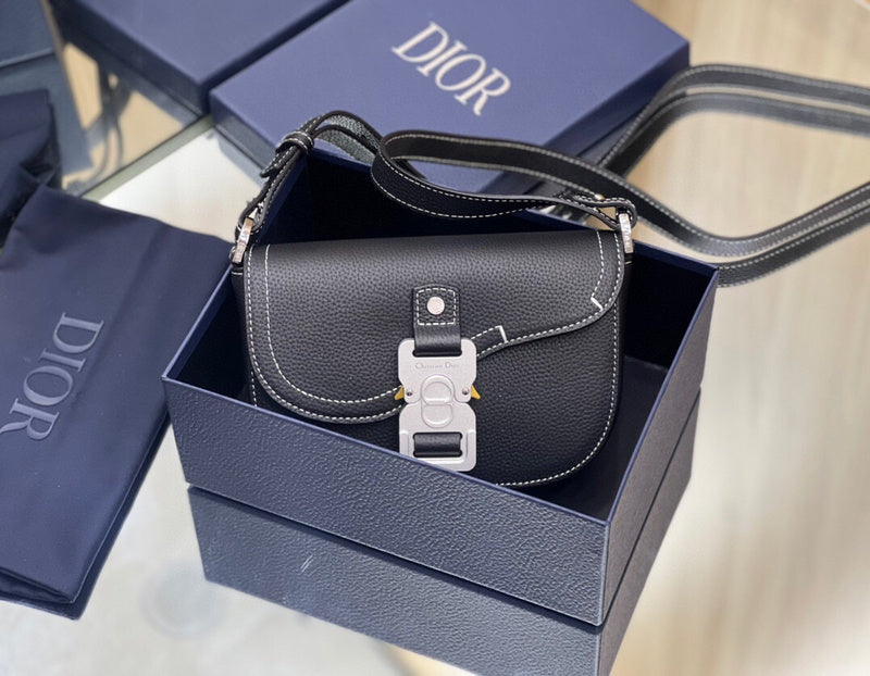Amelia- DYOR FASHION BAGS - 1329