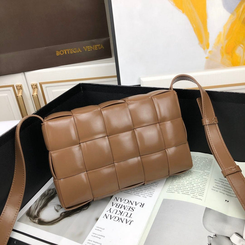 B-VENETA STYLISH HANBAGS FOR WOMEN - 385