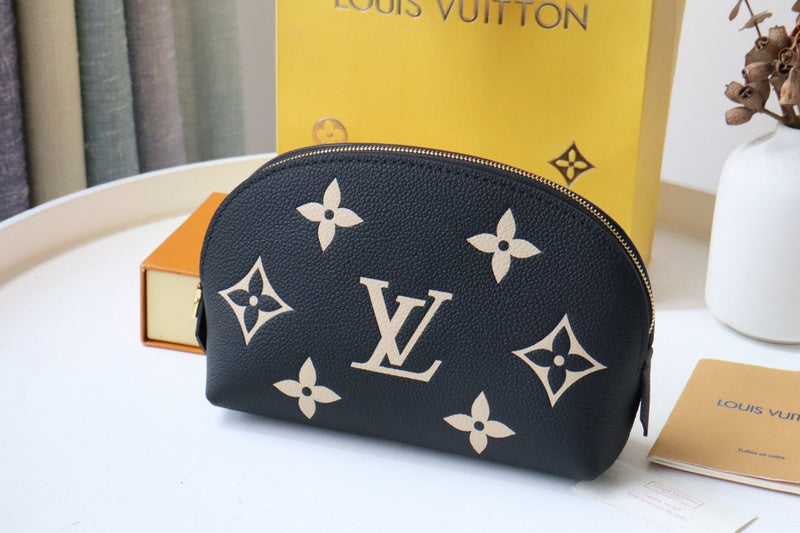 Fan Fashion Lu-Vi bags - 17375