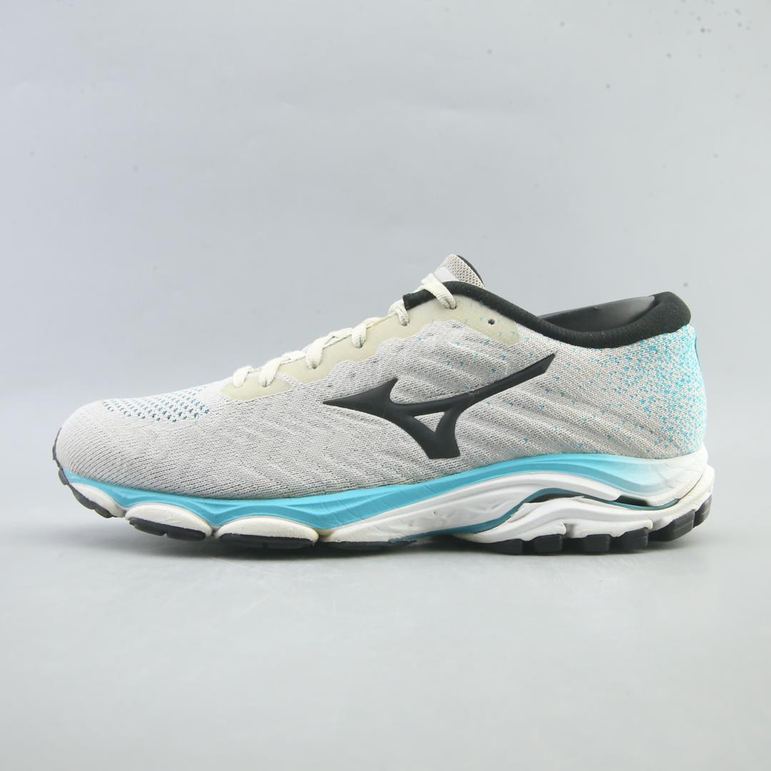 MIZUNO WAVE INSPIRE 16