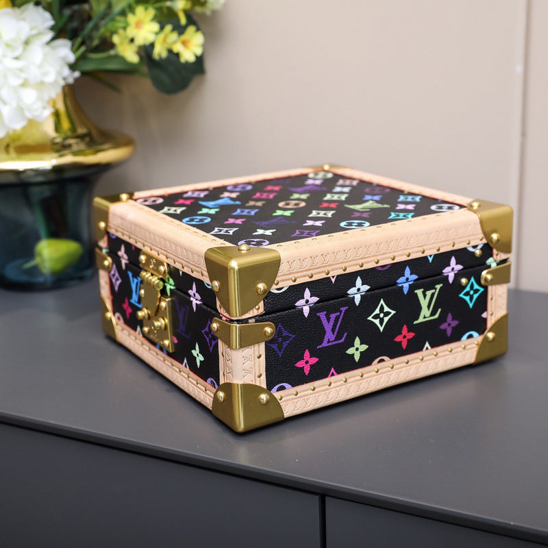 Fan Fashion Lu-Vi bags - 9491