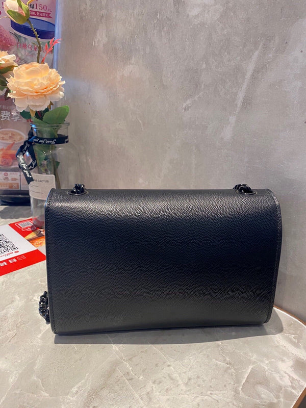Amelia - YSL Bag - 3647