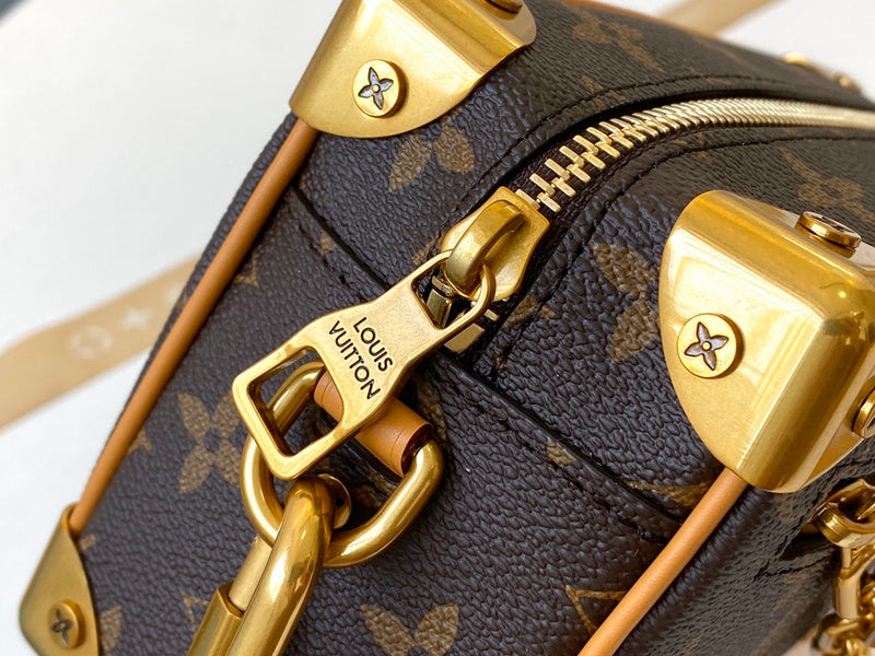 Fan Fashion Lu-Vi bags - 17084