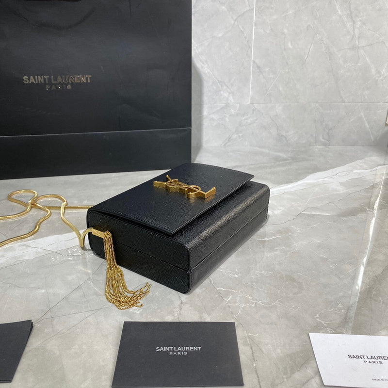 Amelia - YSL Bag - 4095