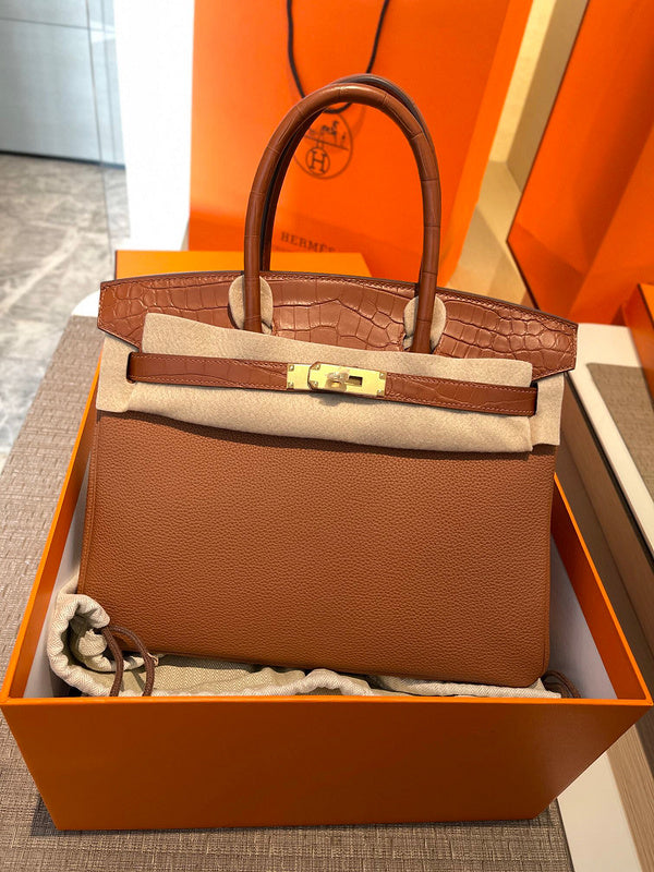 Amelia - HMS Bags - 1755