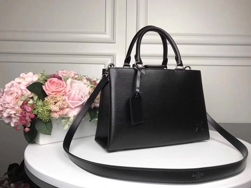Fan Fashion Lu-Vi bags - 17494