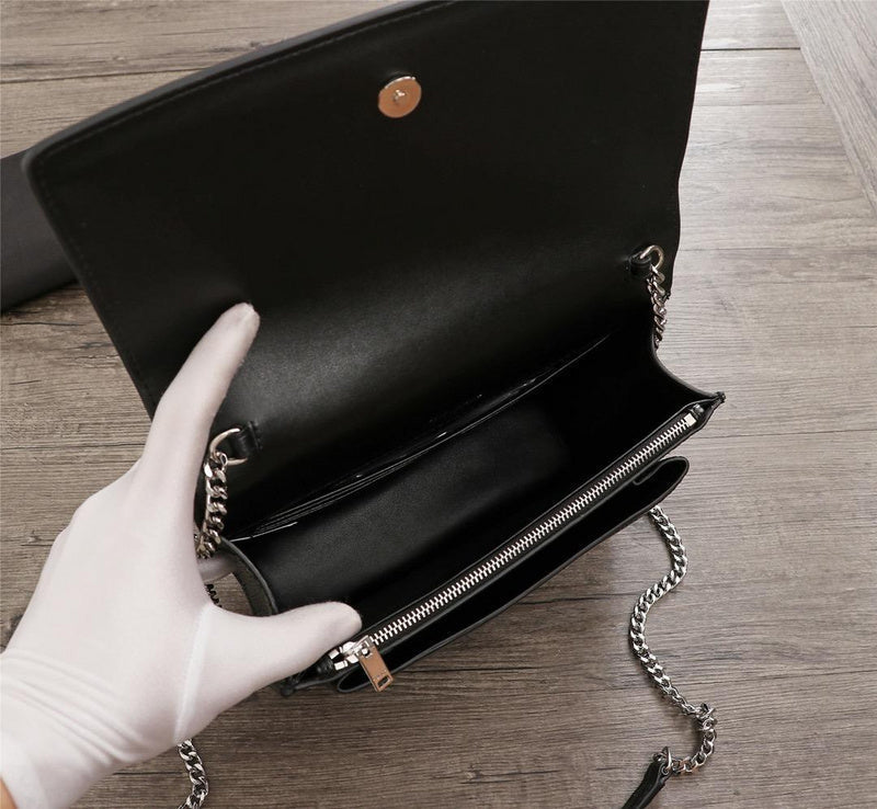 Amelia - YSL Bag - 2900