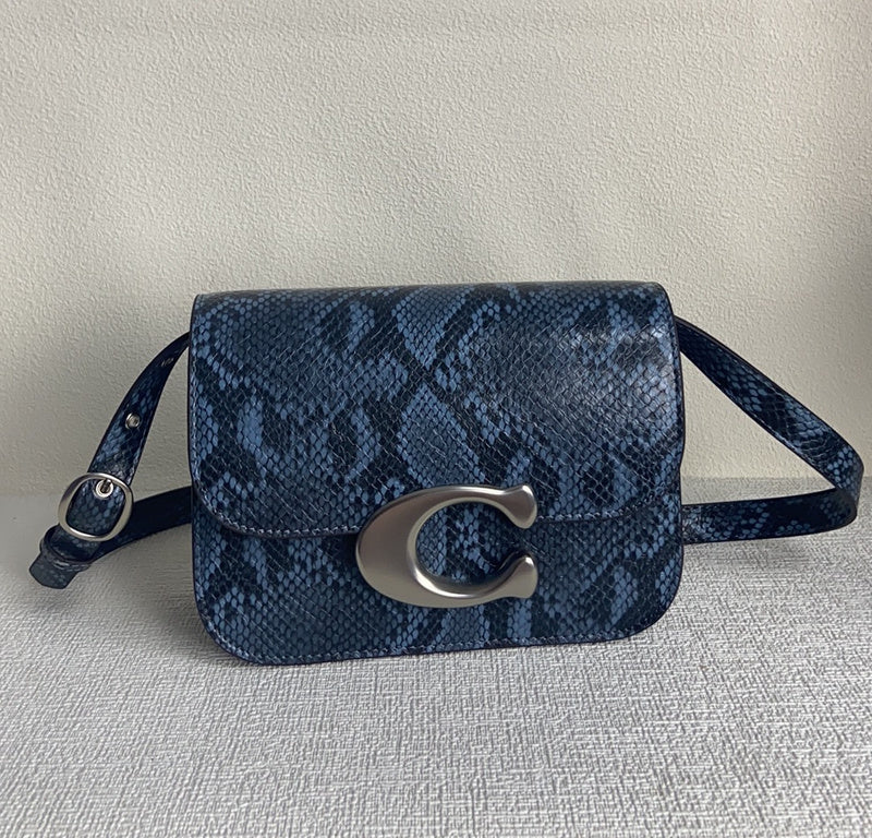 Amelia-i CAH Bags - 024