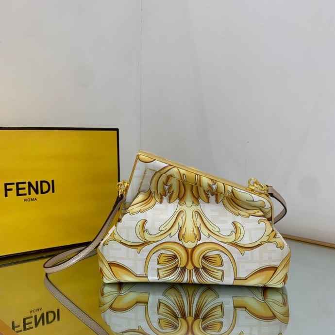 Amelia's Bag Gallery - VAR Bags - 204
