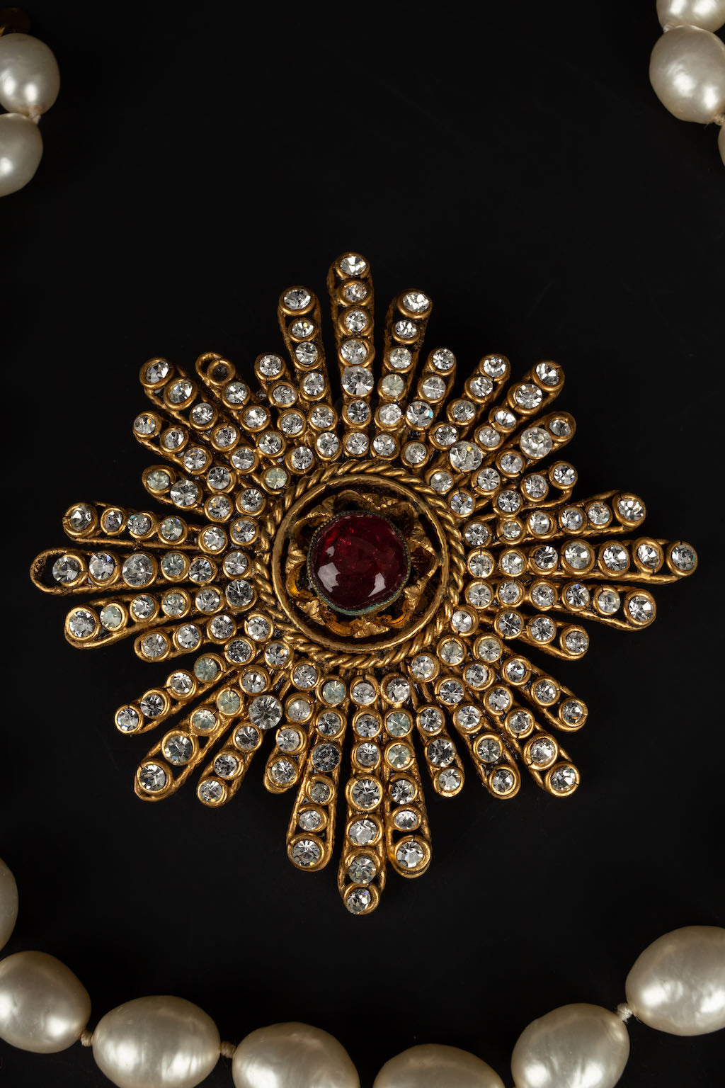 Collier Chanel 1984
