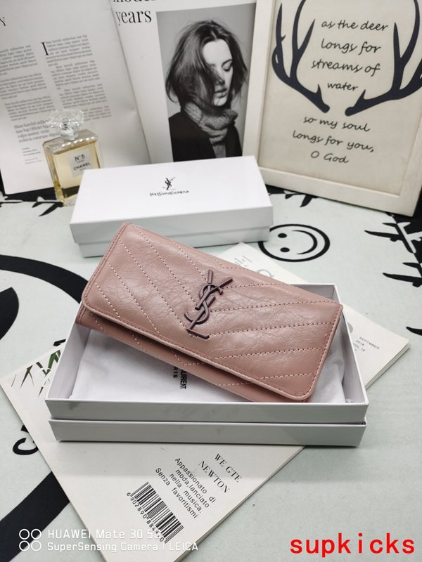Amelia- Mix Wallets - 611