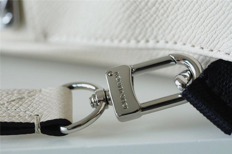 Fan Fashion Lu-Vi bags - 10223