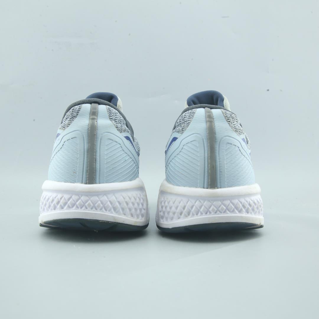 SAUCONY OMNI 19