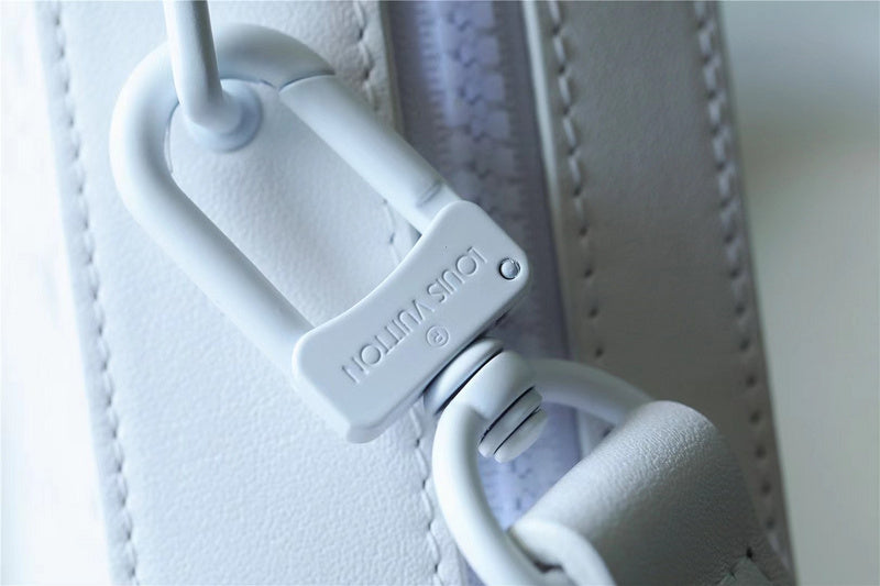 Fan Fashion Lu-Vi bags - 9939
