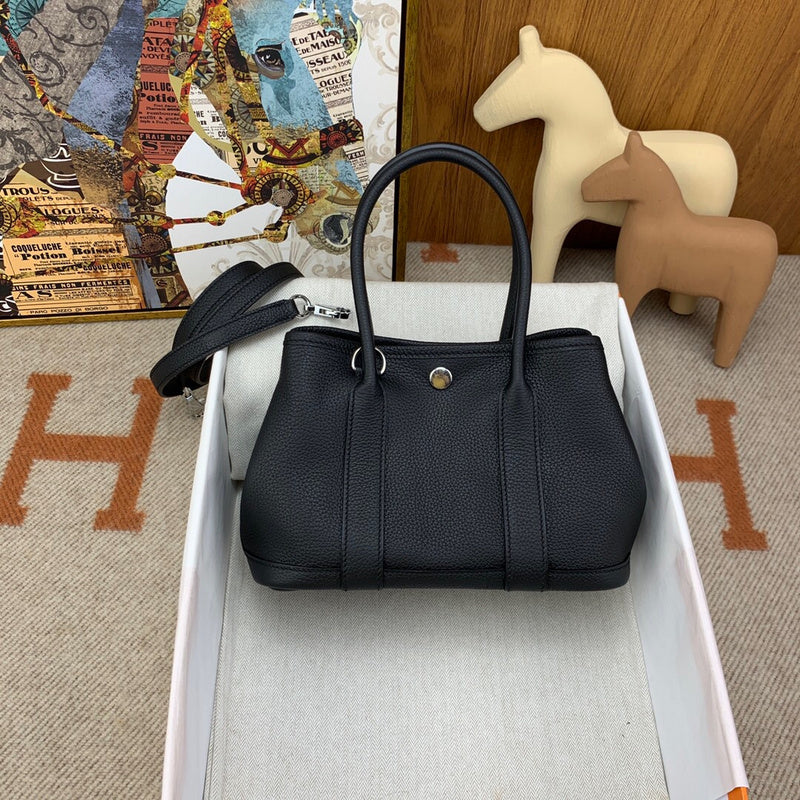 Amelia - HMS Bags - 1711