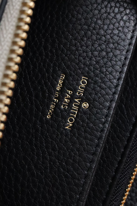 Amelia- LOV  Luxury  Wallets - 647