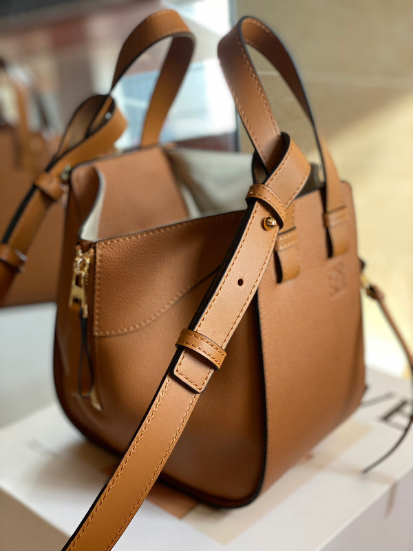 Amelia's Bag Gallery - LWO Bags - 601