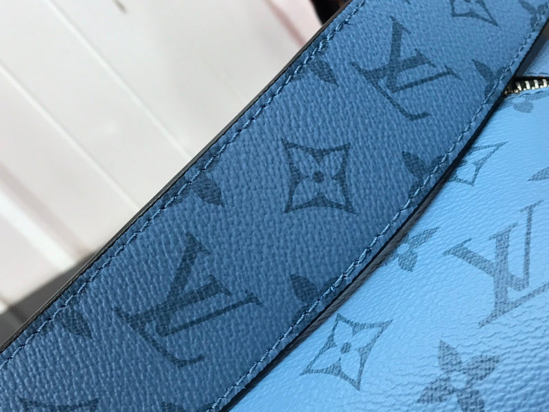 Fan Fashion Lu-Vi bags - 17562
