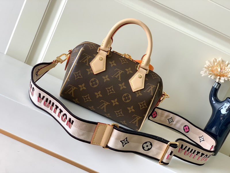 Amelia's Bag Gallery - LOV Bags - 854