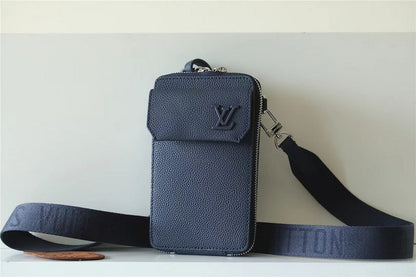 Fan Fashion Lu-Vi bags - 9978