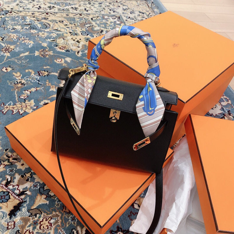Amelia - HMS Bags - 1775