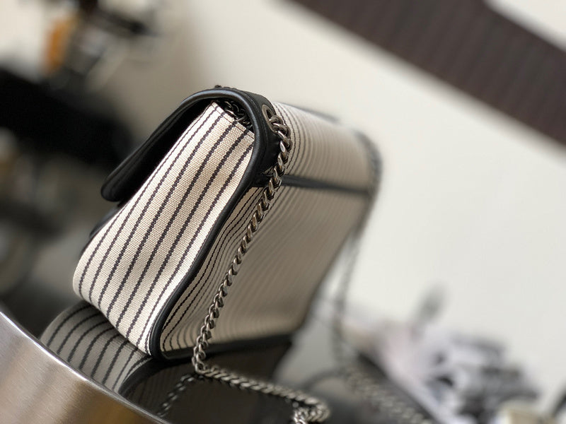Amelia - YSL Bag - 3662