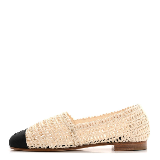 Amelia Knit Grosgrain Cap Toe CC Moccasin Loafers 35.5 Ivory Black