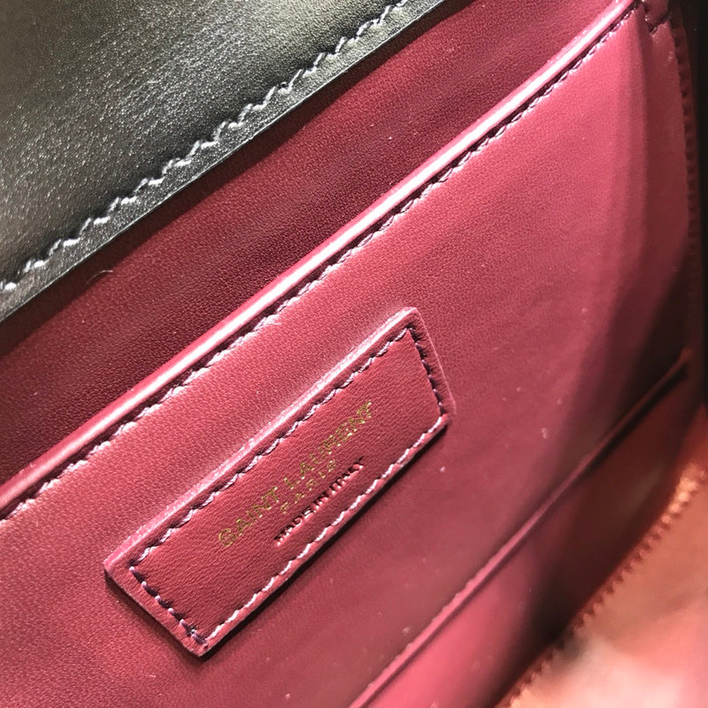 Amelia - YSL Bag - 2205