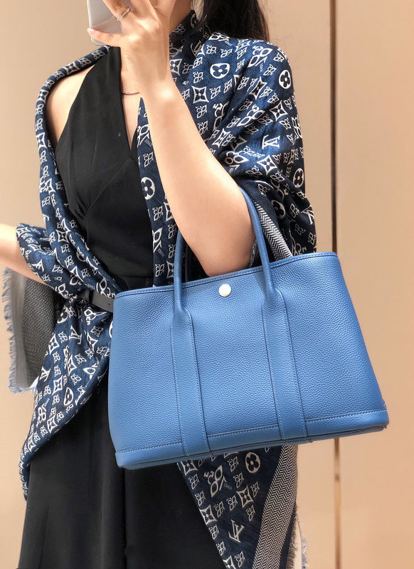 Amelia - HMS Bags - 1751