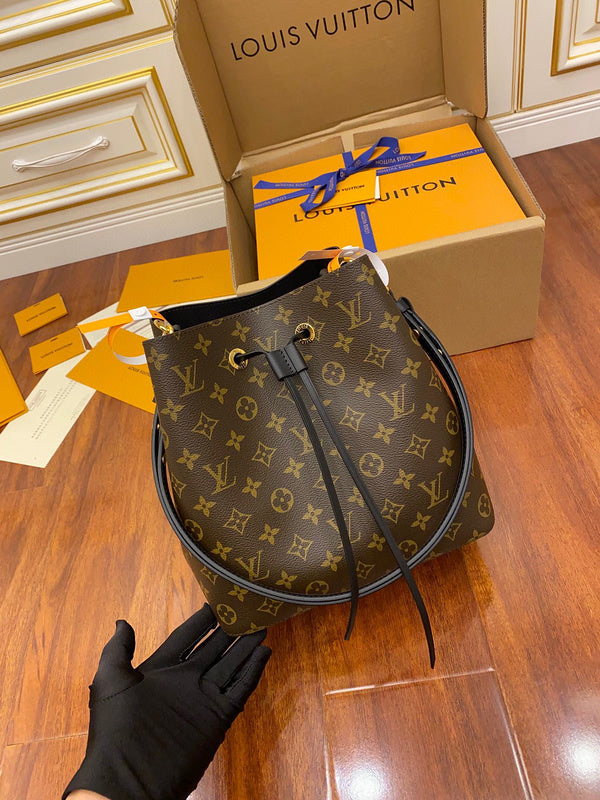 Amelia's Bag Gallery - LOV Bags - 1003