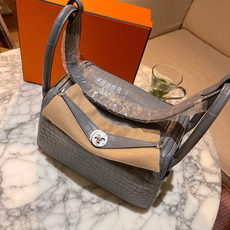 Amelia - HMS Bags - 1608