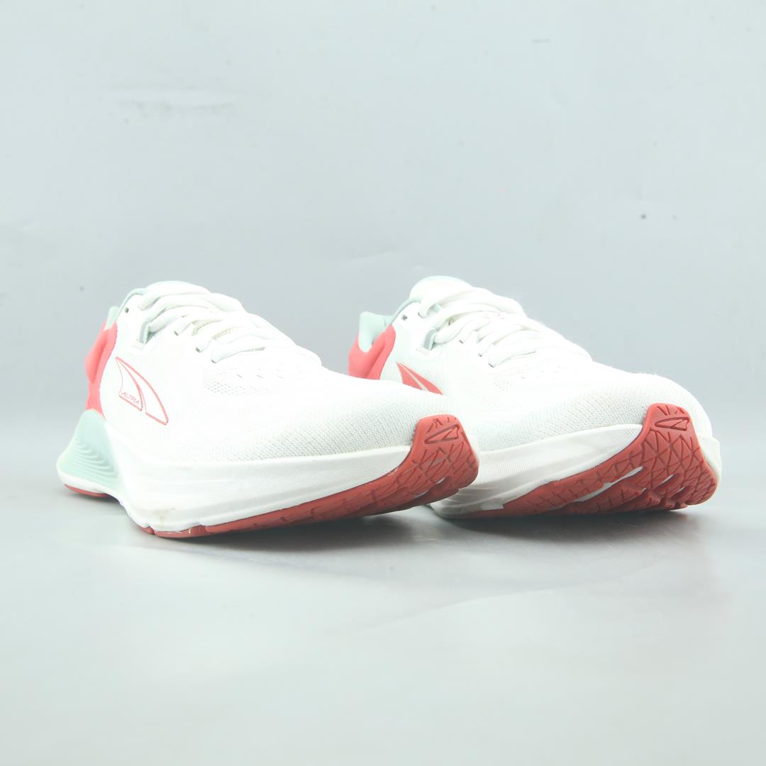 ALTRA PROVISION 8