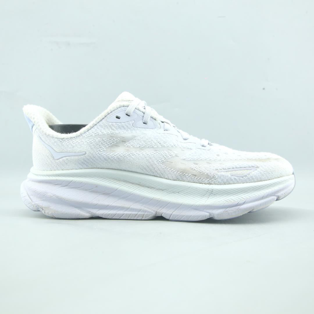 HOKA ONE ONE  CLIFTON 9