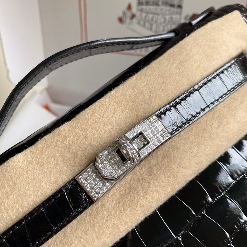 Amelia - HMS Bags - 1495