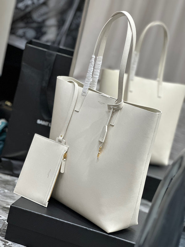 Amelia - YSL Bag - 3951