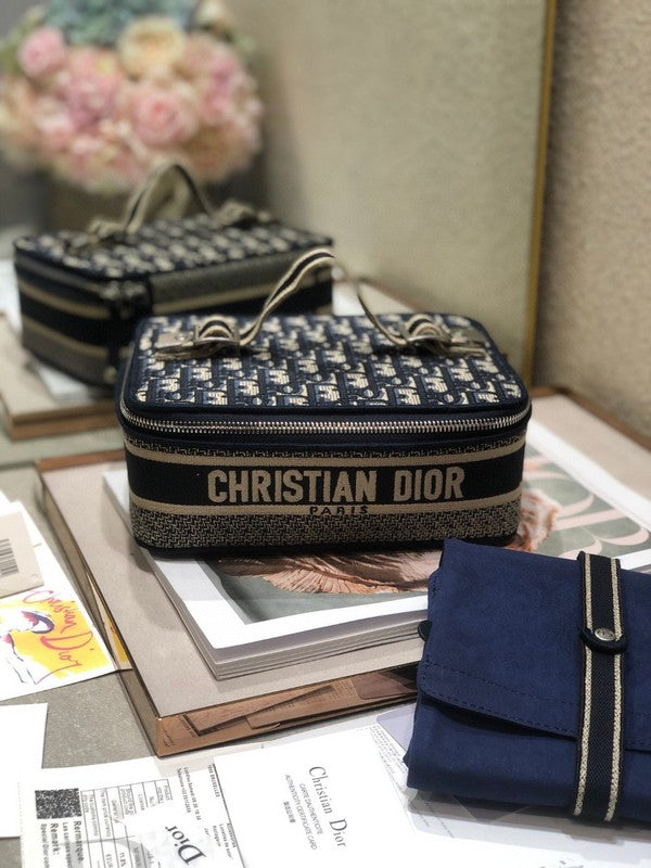 Amelia- DYOR FASHION BAGS - 1948