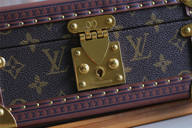 Fan Fashion Lu-Vi bags - 9539