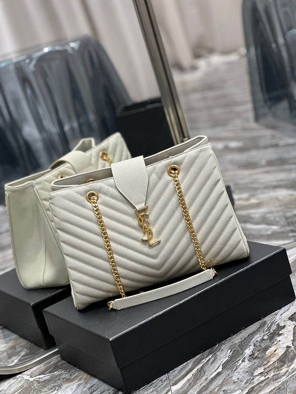 Amelia - YSL Bag - 3993