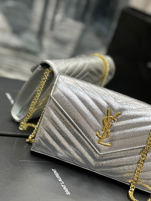 Amelia - YSL Bag - 1920