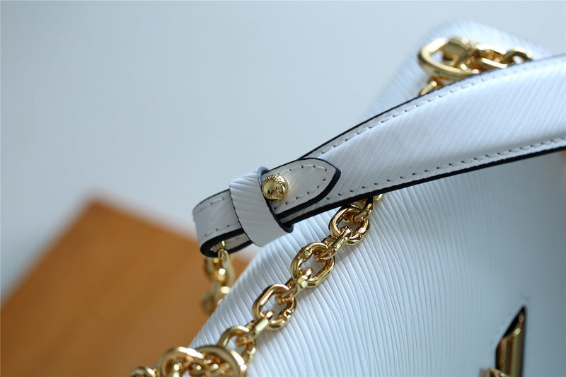 Amelia - LOV Lady Bags - 2011