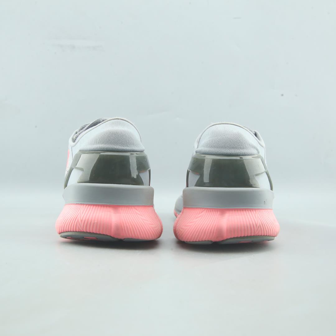 UNDER ARMOUR SPEEDFORM GEMINI