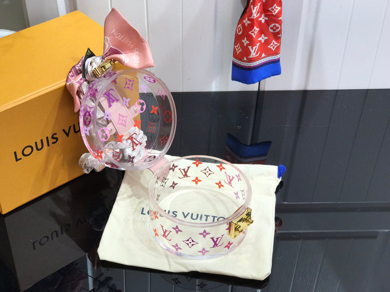Fan Fashion Lu-Vi bags - 9267
